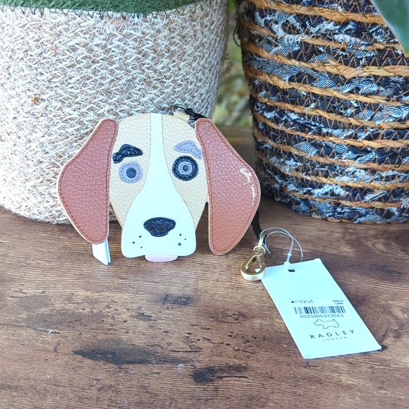 RADLEY LONDON Handbags - NWT⭐ RADLEY LONDON 🐕💕 BEAGLE BAG CHARM/COIN PURSE 🐕💕